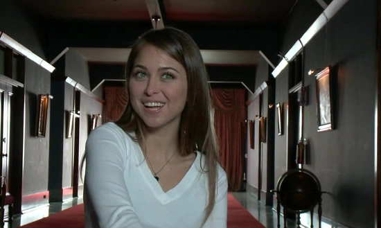 Малышка Райли Рид занимается жестким сексом с учителем музыки