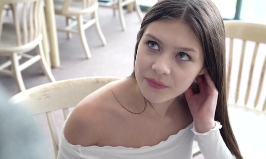 Учитель принимает зачет сексом и грубо трахает 18 летнюю студентку