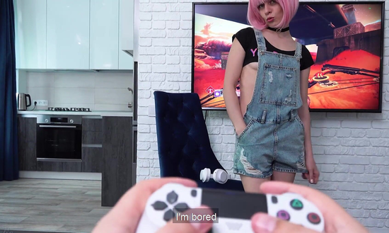 Жена хочет анального секса, а парень - тупо играть в игры