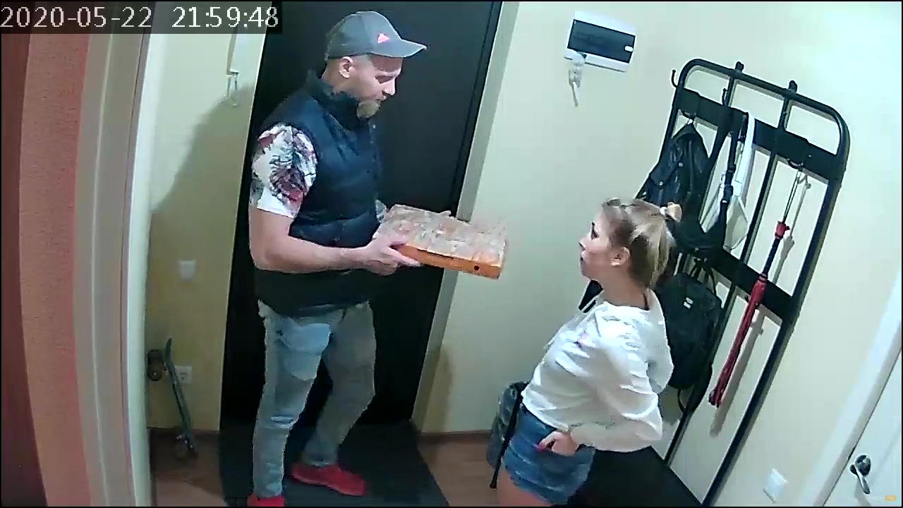 Молодую студентку вывезли в лесочек и отодрали в два члена, порно видео бесплатно ГИГ ПОРНО