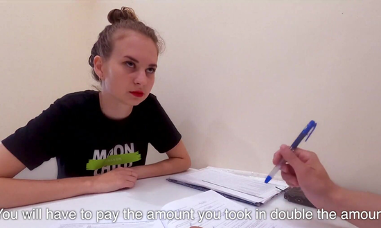 Пришлось платить натурой за то, что взяла деньги в займ!