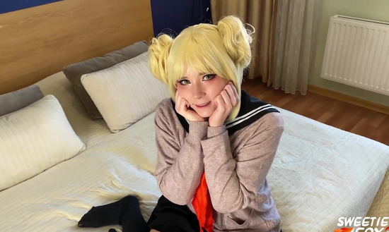 Сексуальная подружка порадовала анимешника домашним сексом в спальне!