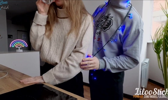 Пригласила друга домой, как только все уехали на дачу!