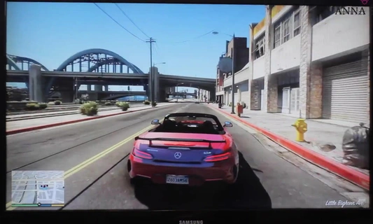 Пришлось отвлечься от миссии в GTA, чтобы дать своему парню!