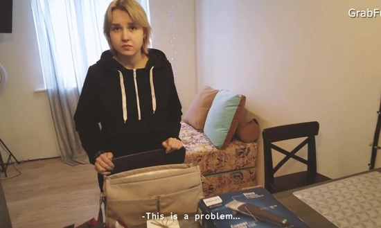 Клиент сумел уломать неопытную парикмахершу на анальный секс у него дома!