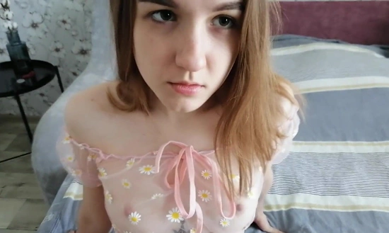 Худенькая подружка заехала к незнакомцу ради секса без обязательств!